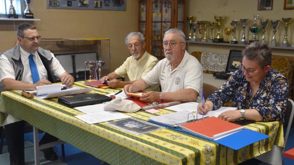 Dans la Nouvelle République - Médailles d’or et d’argent pour les tireurs