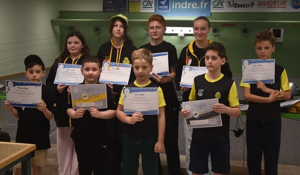 Dans la Nouvelle république : À Mézières-en-Brenne, les jeunes de l’école de tir sportif du Club de tir brennou récompensés